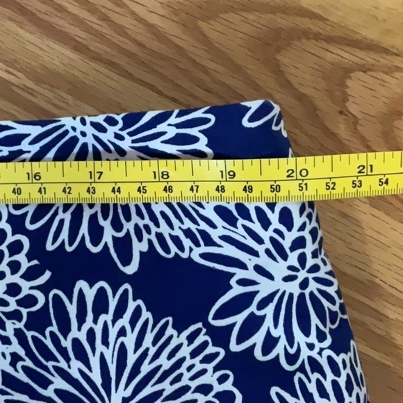 LIZ Claiborne Knee Length Skirt - Picture 6 of 7